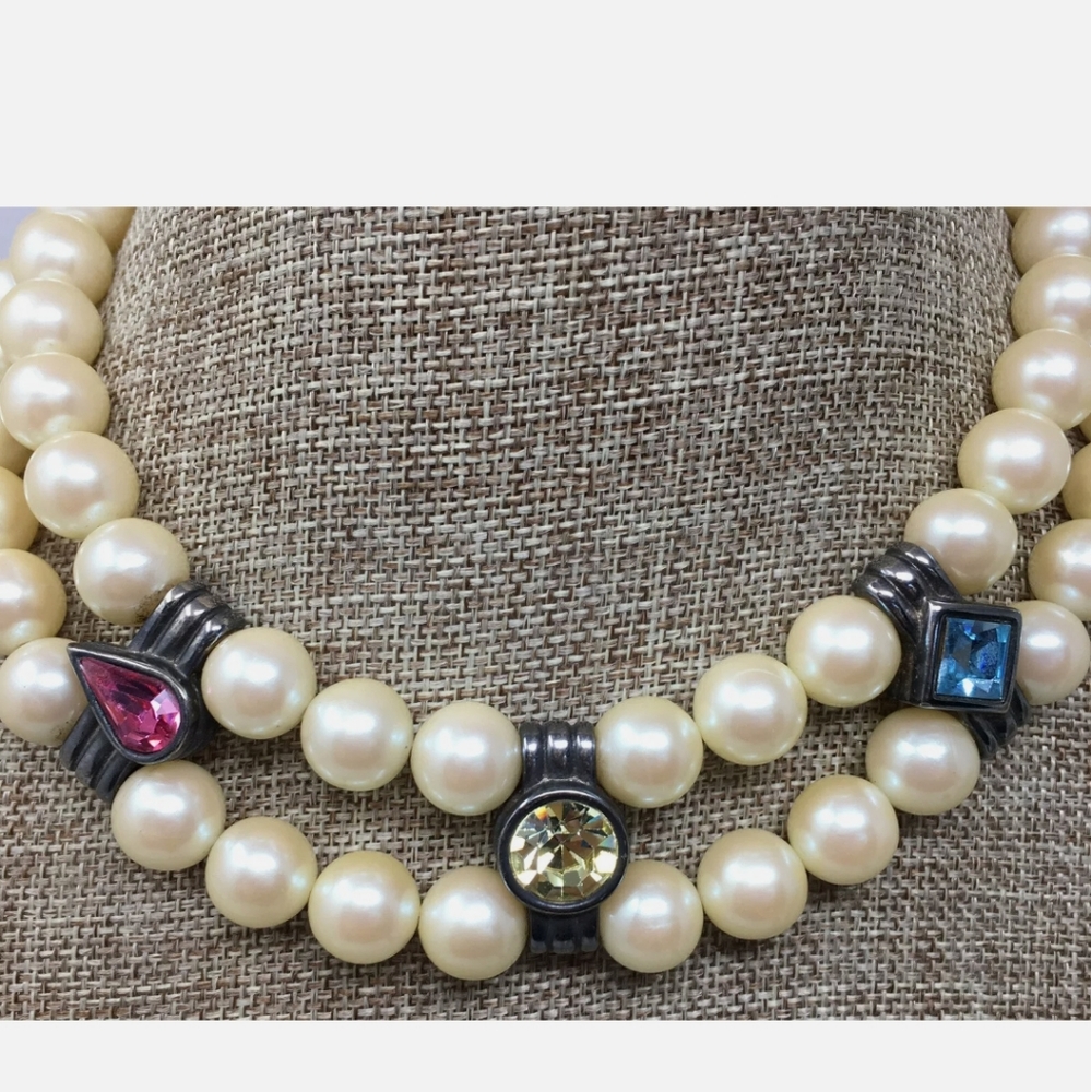 Vintage 80s Givenchy Necklace - Picture 2 of 5